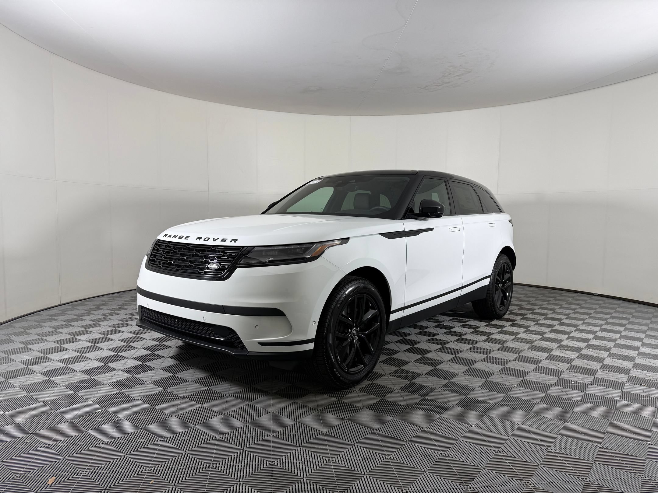 2026 Land Rover Range Rover Velar P250 S SUV 2026 Land Rover Range Rover Velar P250 S SUV