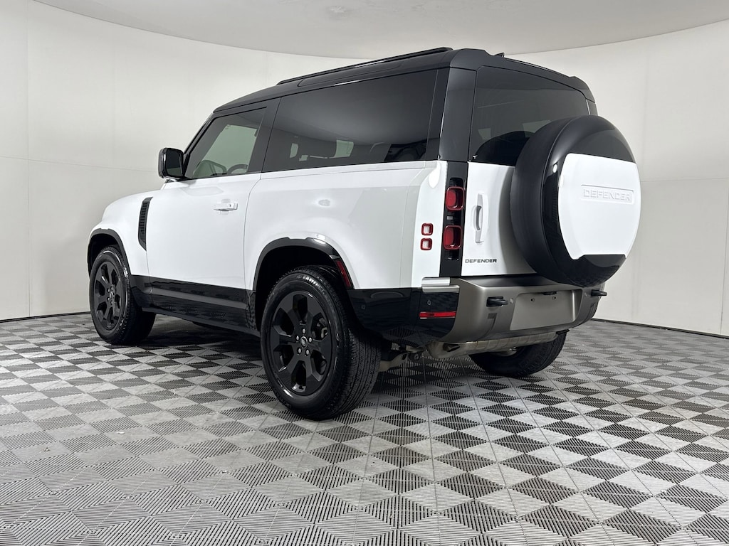 Certified 2024 Land Rover Defender 90 X-Dynamic SE SUV