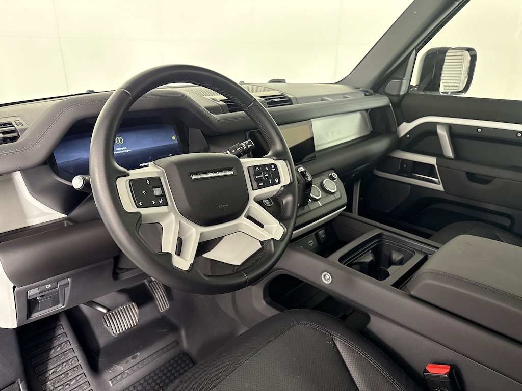 Certified 2024 Land Rover Defender 90 X-Dynamic SE SUV