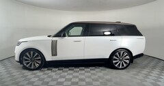 2025 Land Rover Range Rover P615 SV SUV