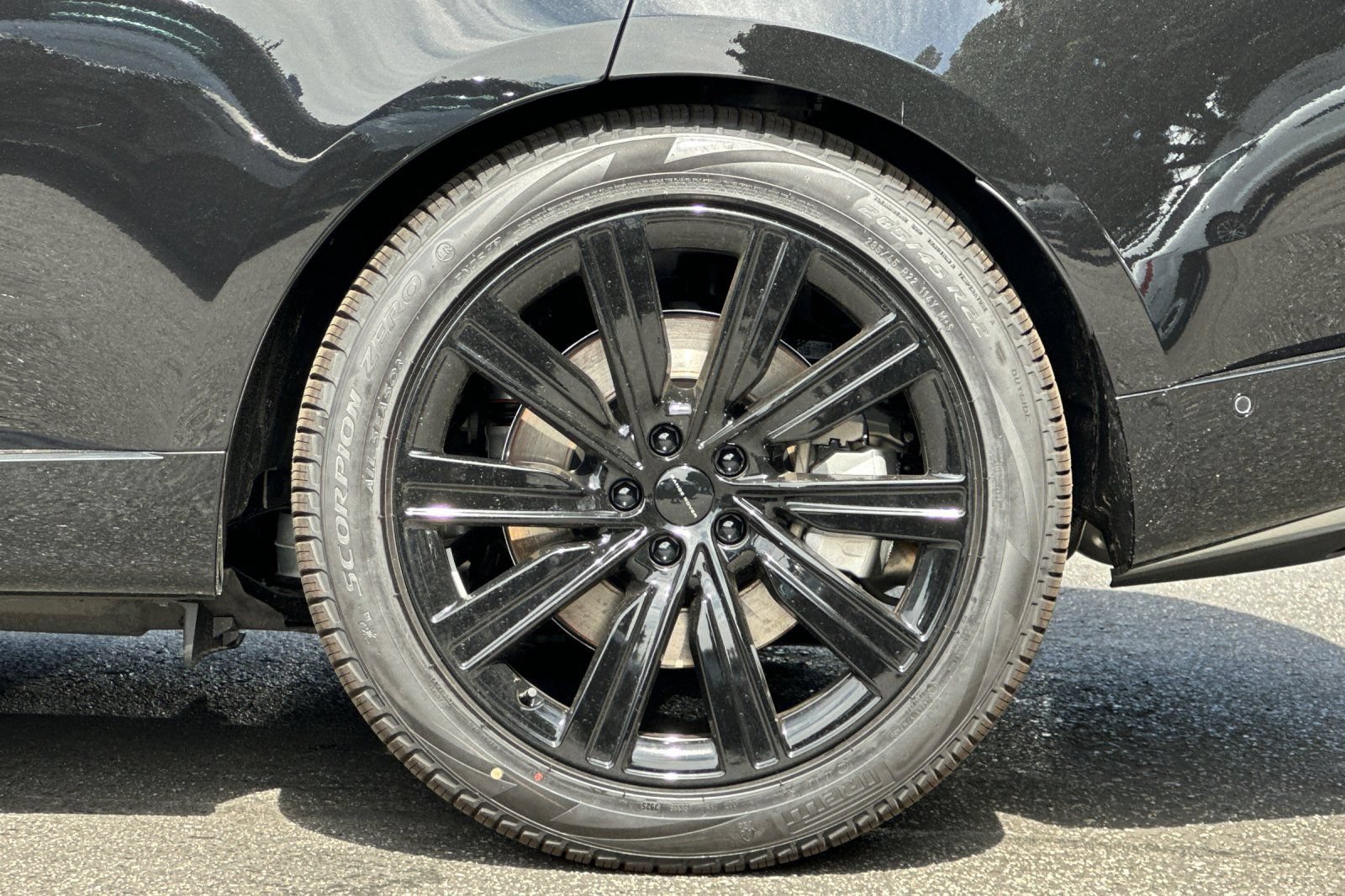 2026 Land Rover Range Rover SE - Photo 12