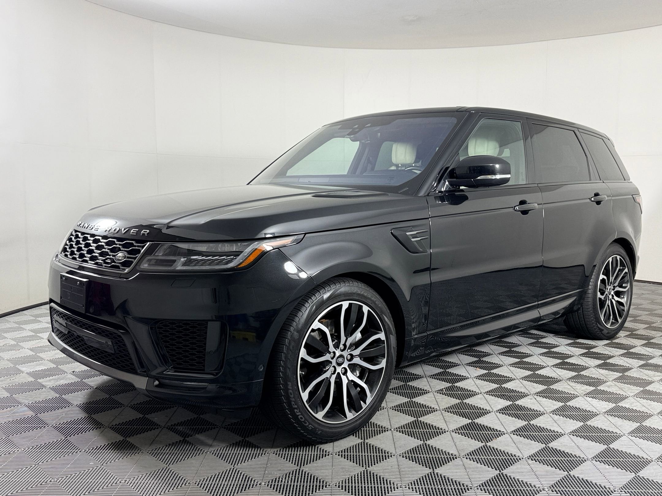 2021 Land Rover Range Rover Sport HSE Silver Edition's photo