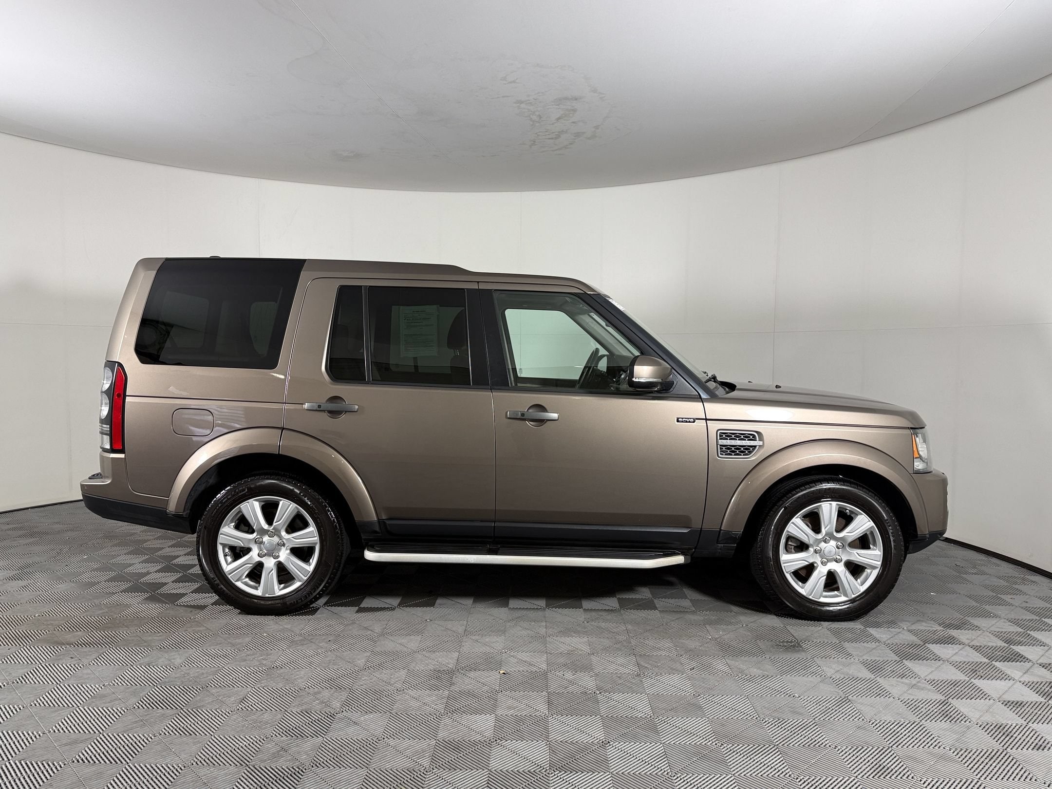2015 Land Rover LR4 HSE - Photo 7