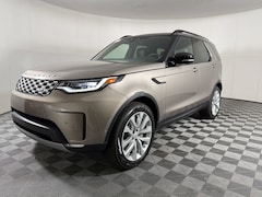 2026 Land Rover Discovery S SUV