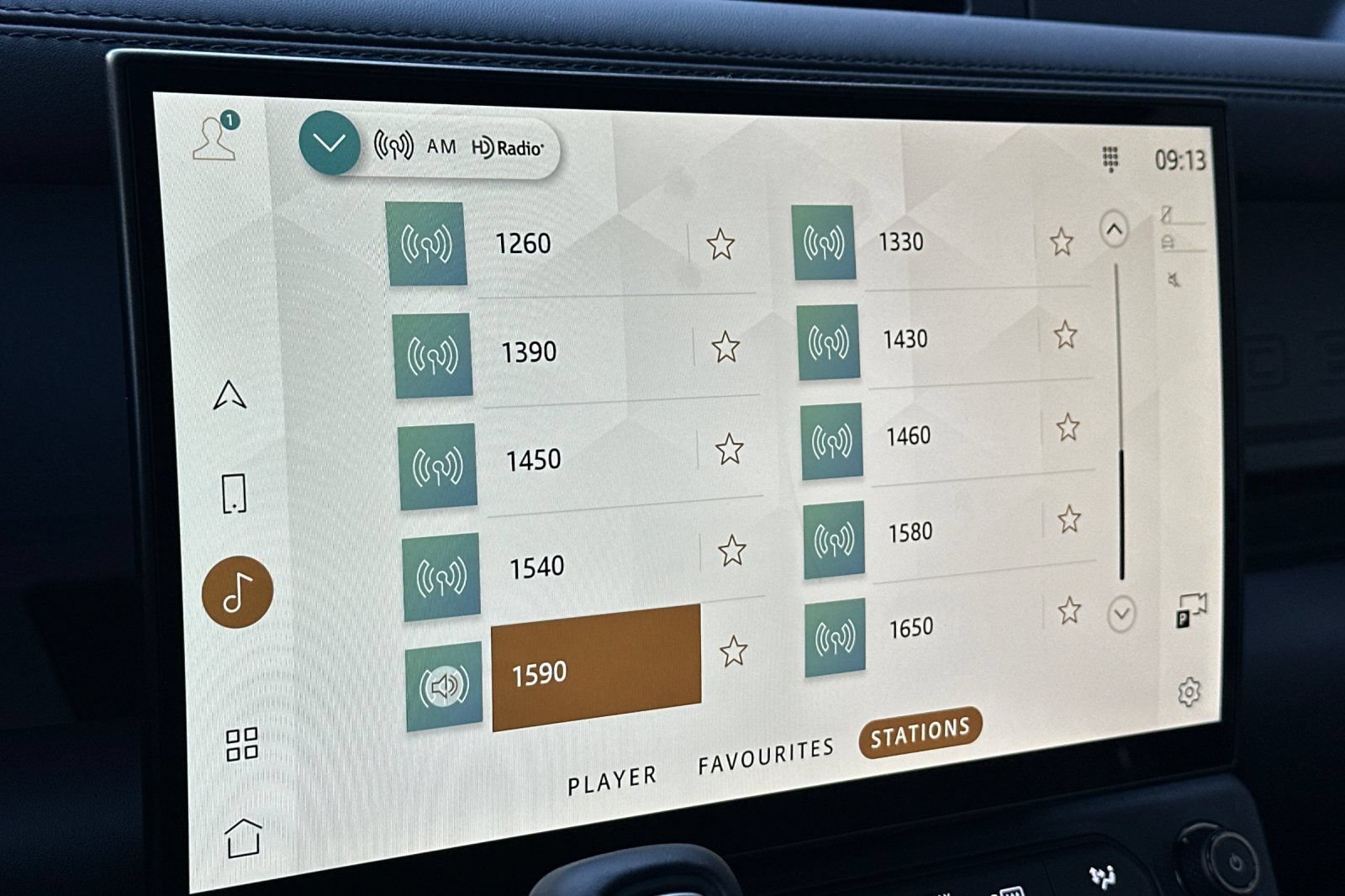 2026 Land Rover Defender OCTA - Photo 29