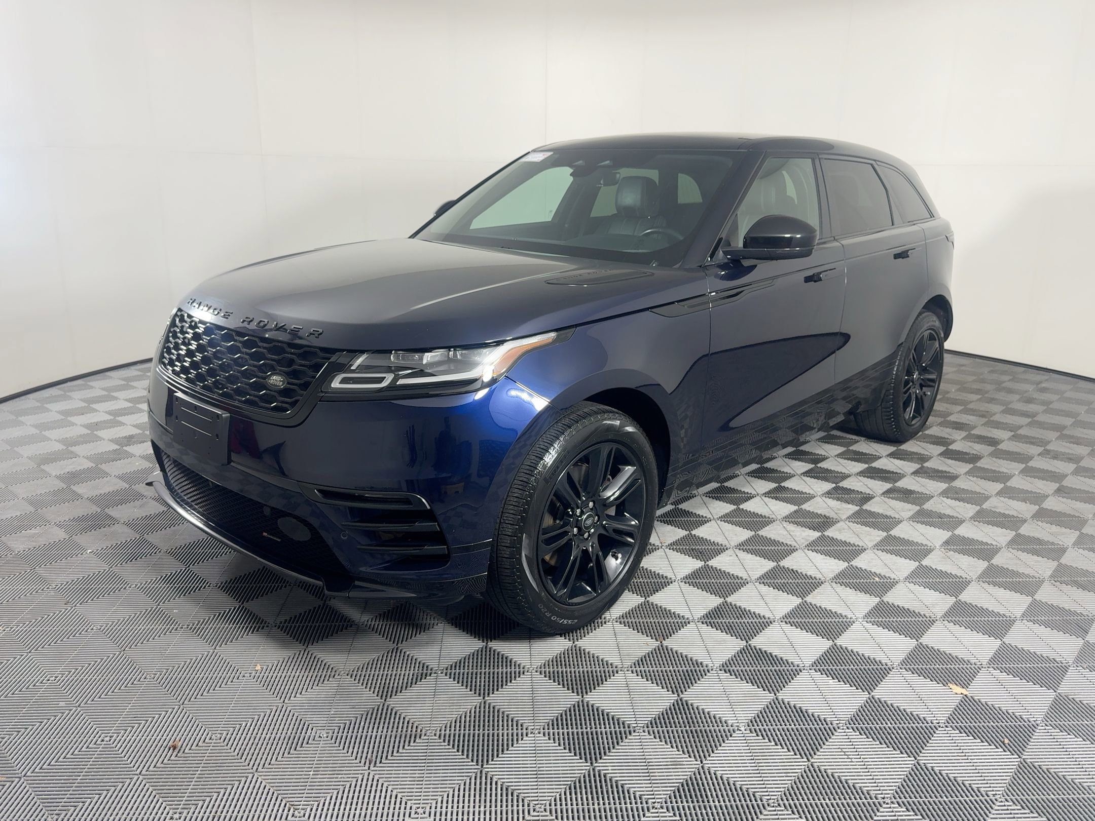 2022 Land Rover Range Rover Velar S's photo