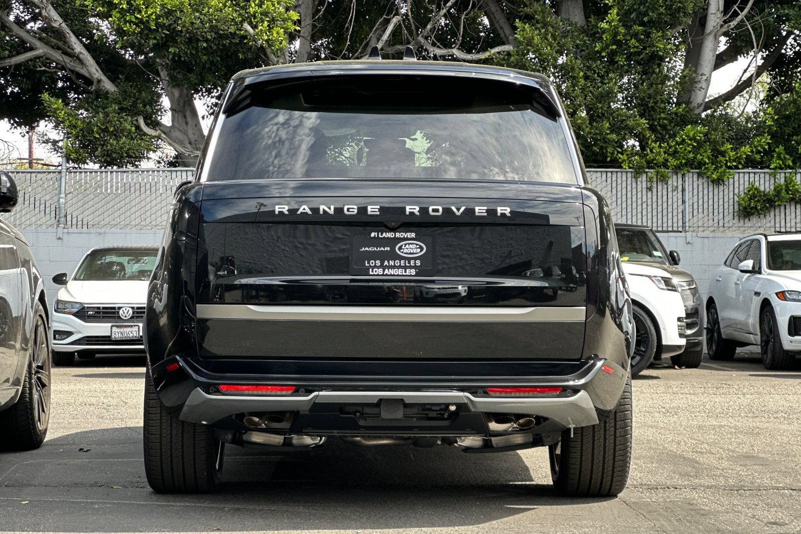 2026 Land Rover Range Rover SE - Photo 9