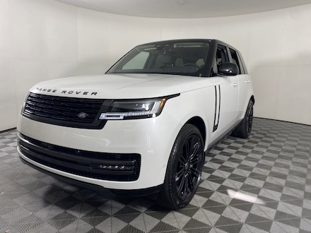 2025 Land Rover Range Rover P530 SE SUV