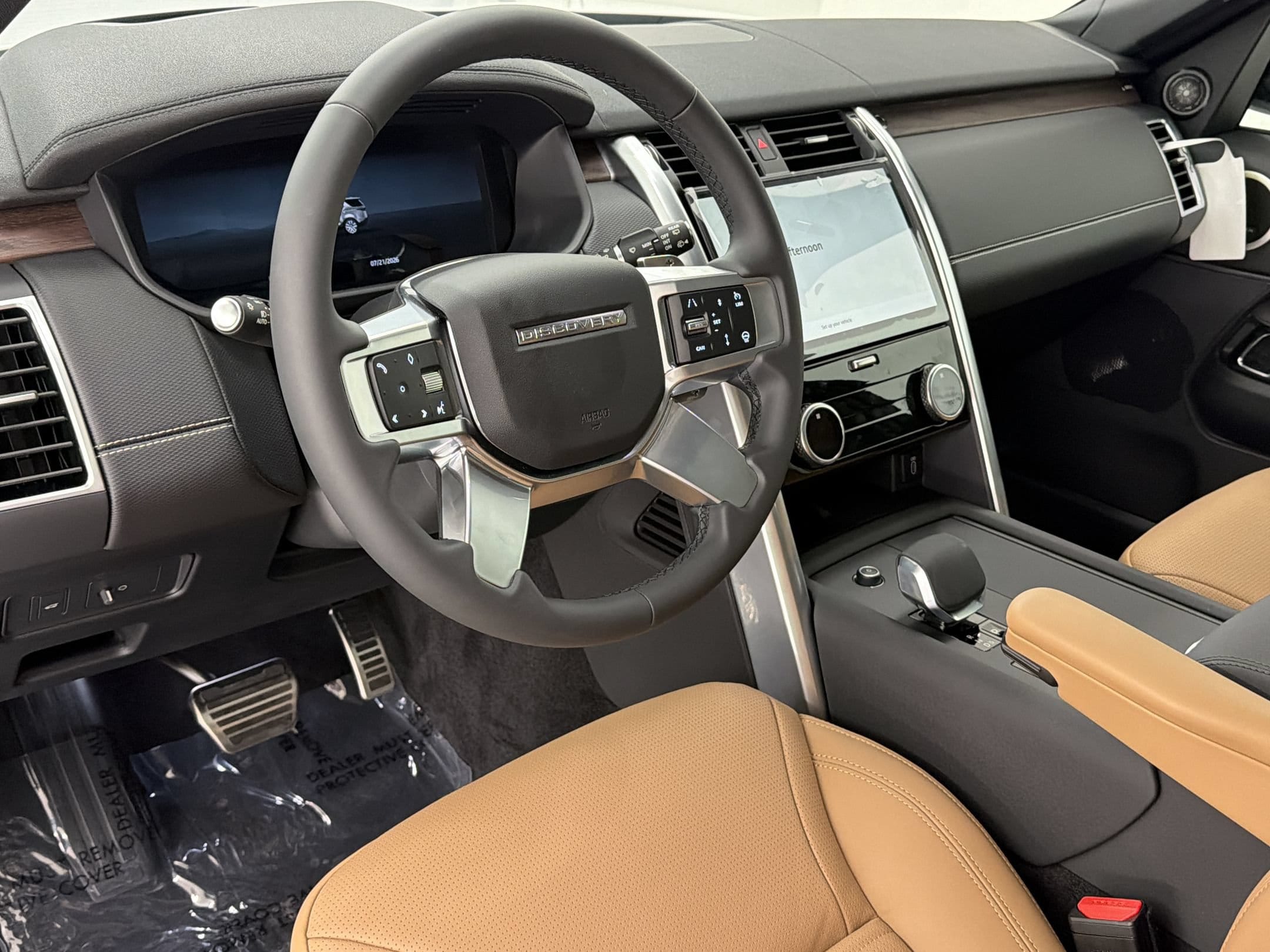 Discovery Dynamic SE SUV