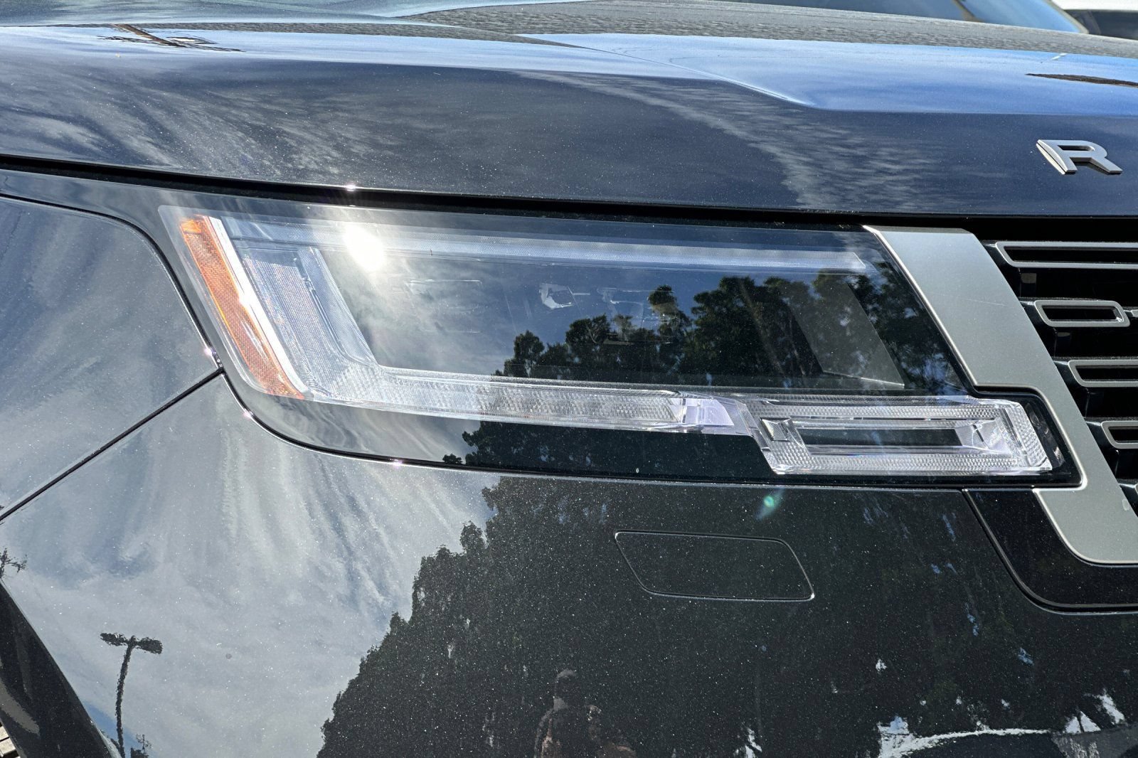 2026 Land Rover Range Rover SE - Photo 11