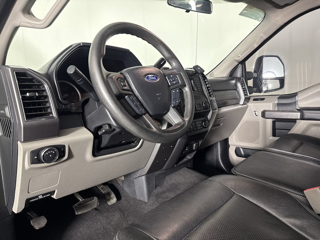 Used 2019 Ford Super Duty F-250 SRW XLT Truck Crew Cab