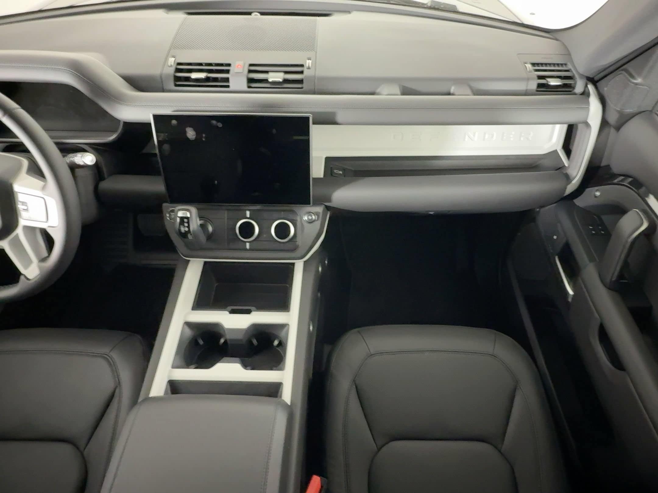 2026 Land Rover Defender S - Photo 27