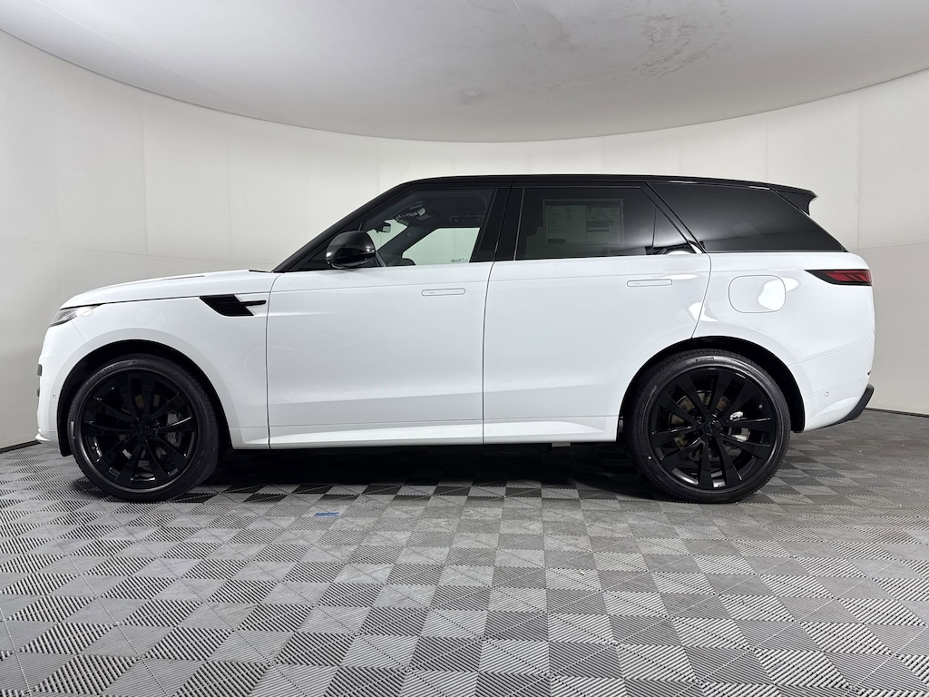 New 2026 Land Rover Range Rover Sport P460e Dynamic SE SUV