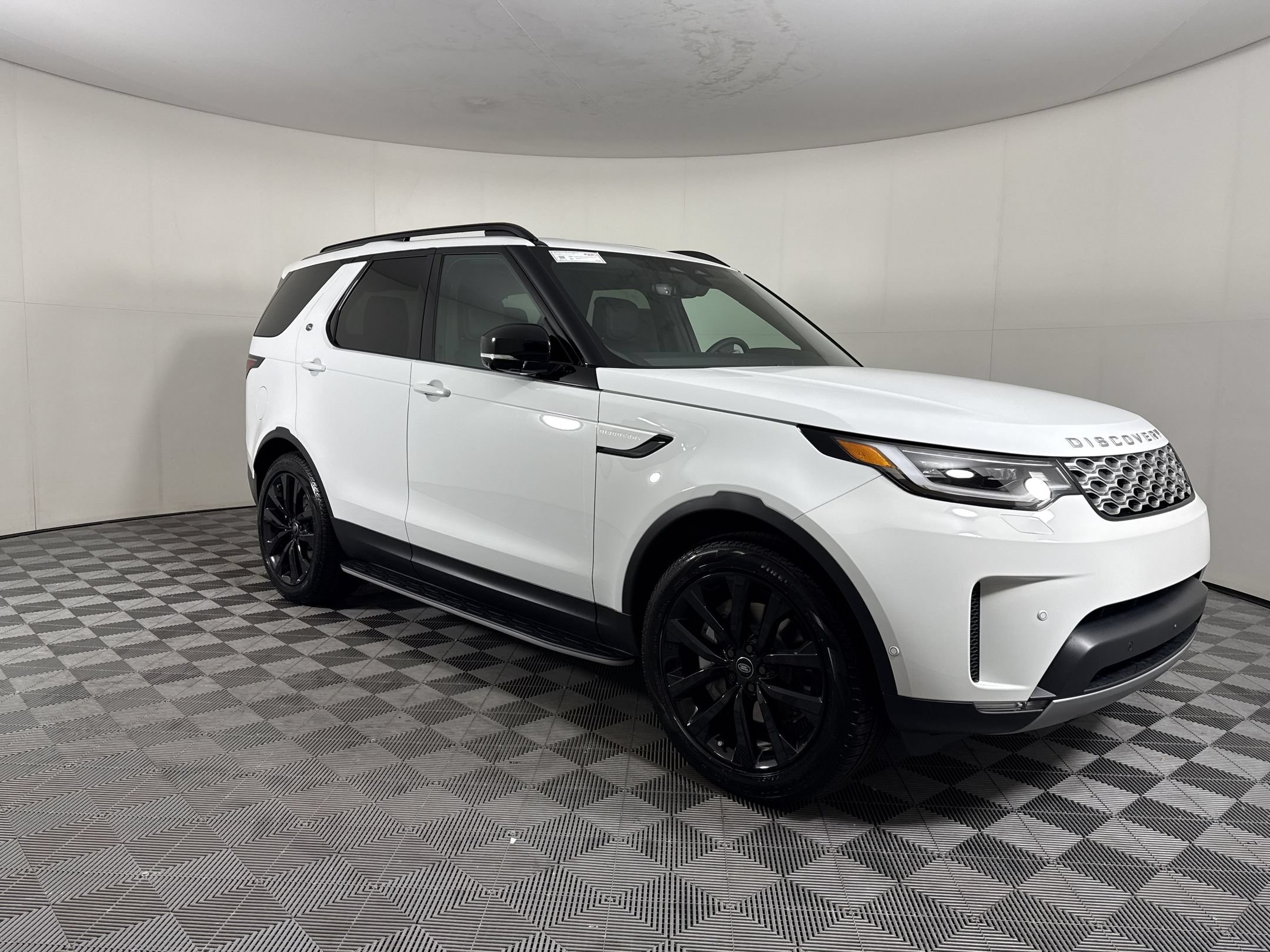 Discovery S SUV