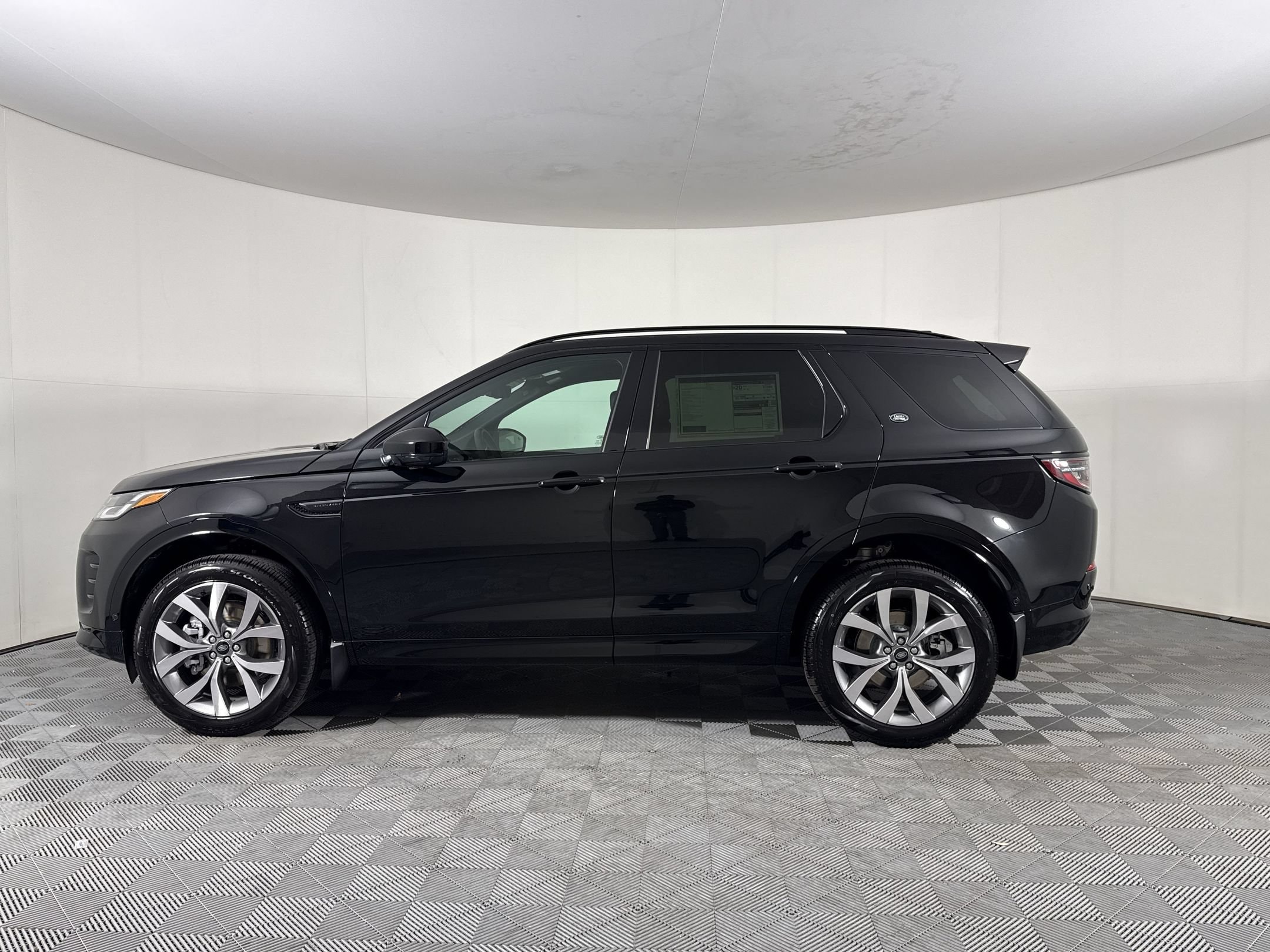 2026 Land Rover Discovery Sport Landmark SUV