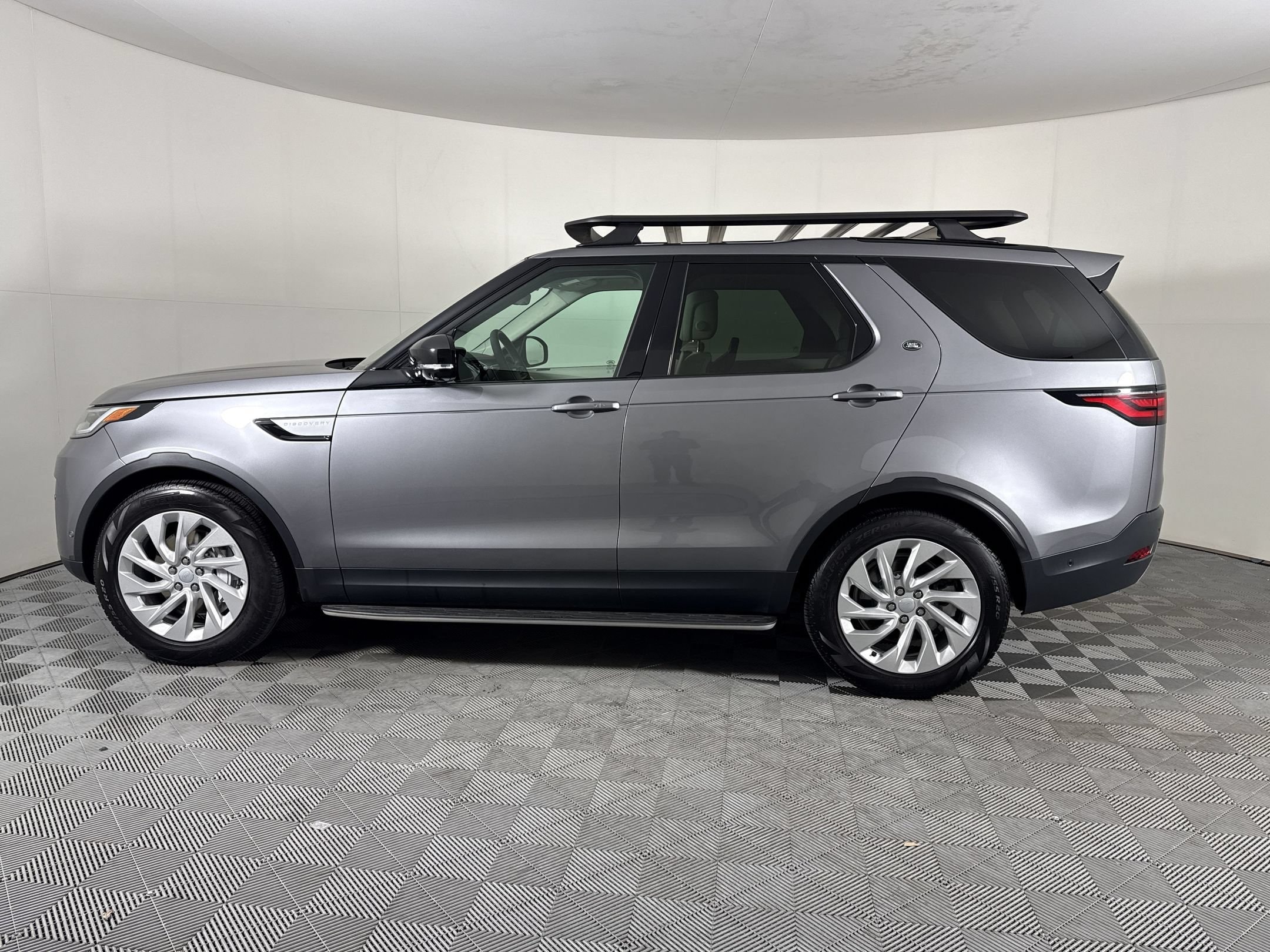 Discovery S SUV