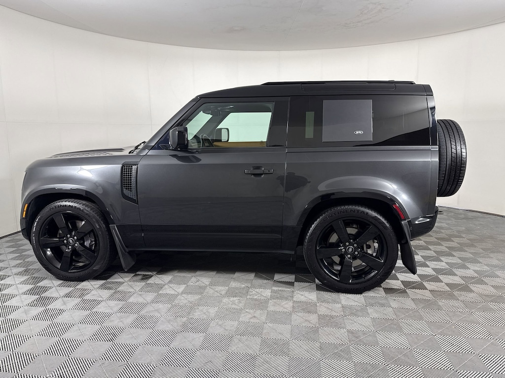 Used 2023 Land Rover Defender 90 X-Dynamic SE SUV