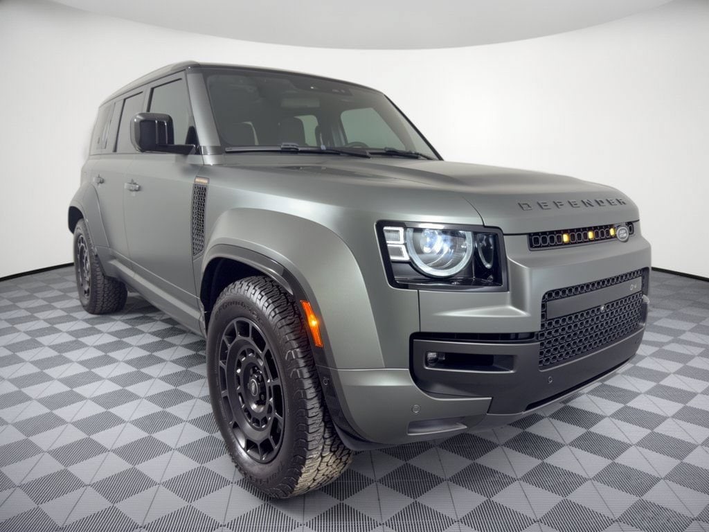 2025 Land Rover Defender Octa - Photo 7