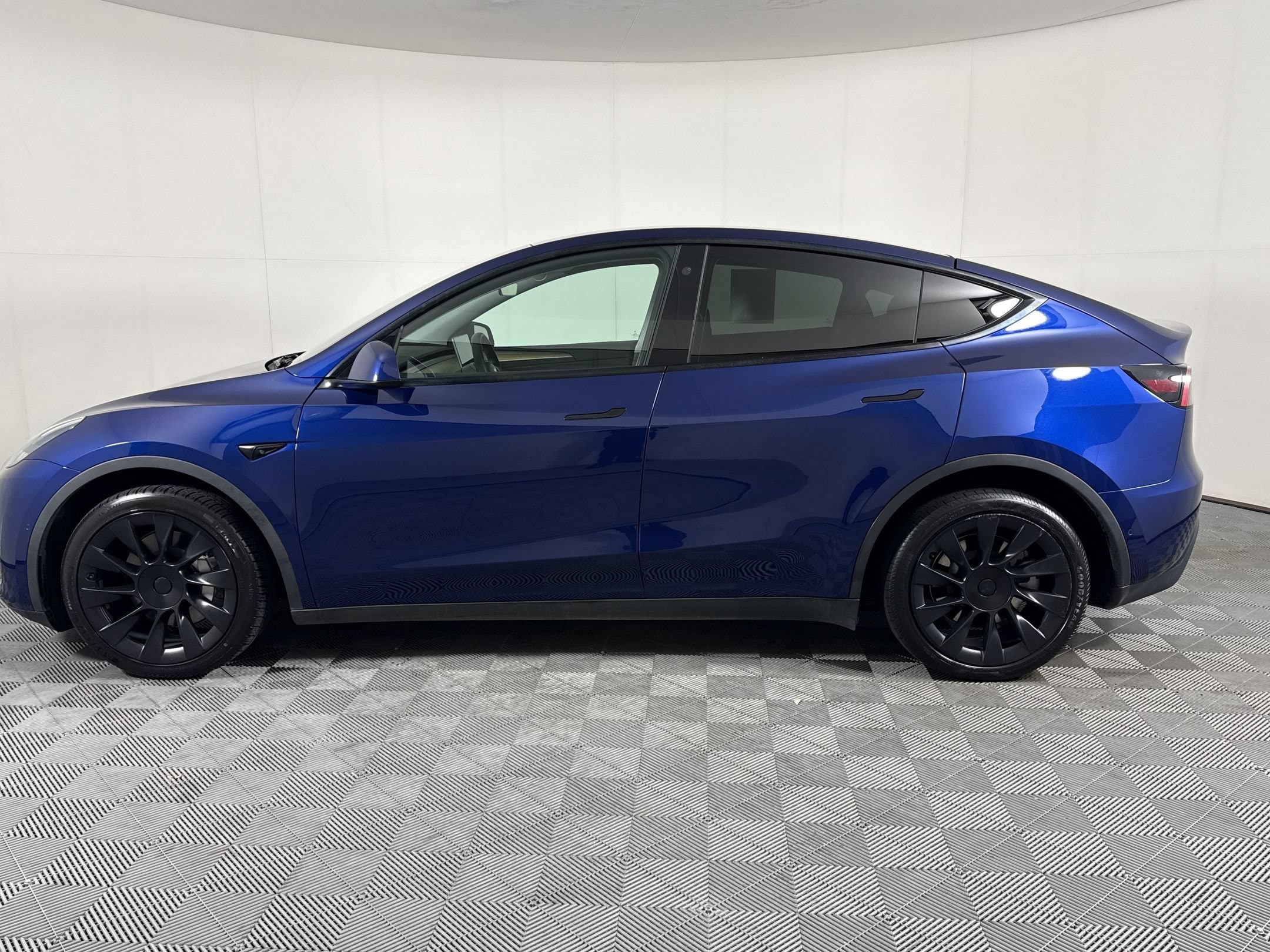 Used 2022 Tesla Model Y Long Range with VIN 7SAYGDEE7NA018045 for sale in Fairburn, GA