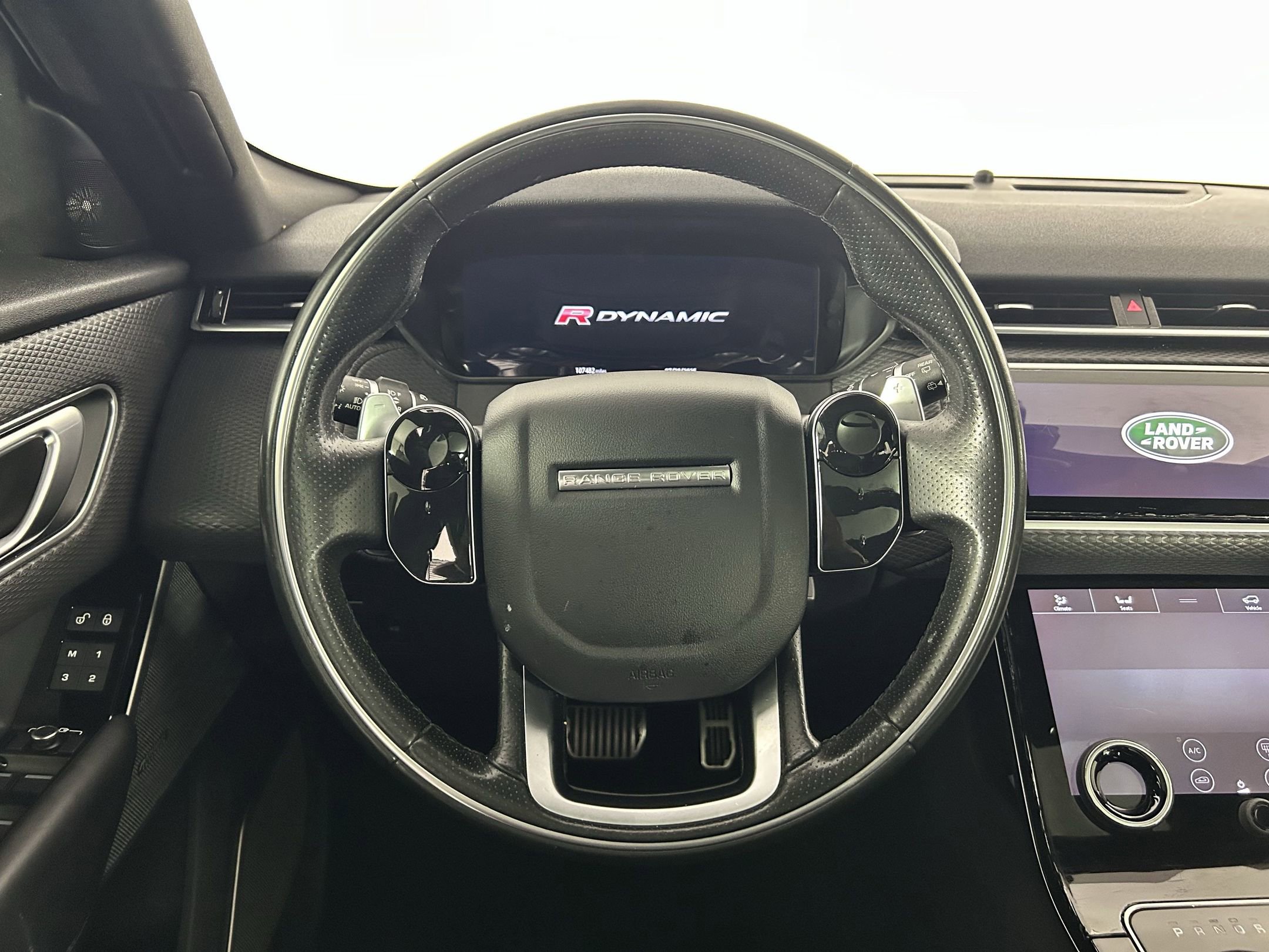 2019 Land Rover Range Rover Velar R-Dynamic SE photo 2