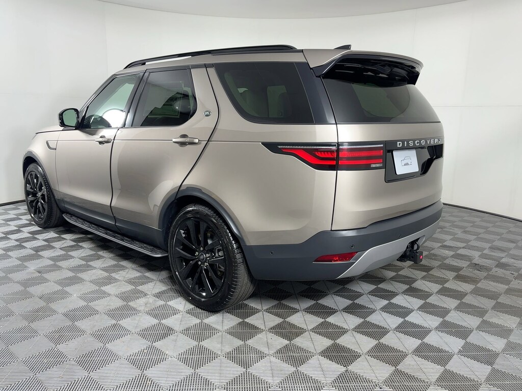 New 2026 Land Rover Discovery S SUV