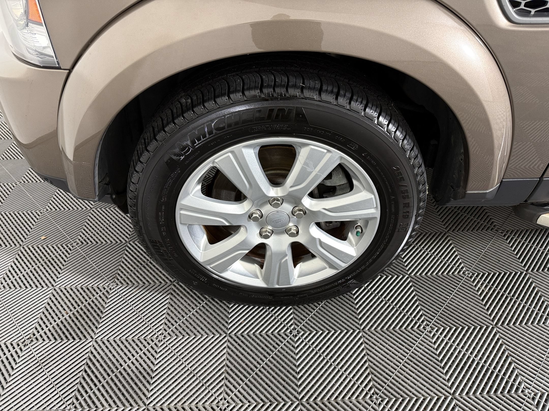 2015 Land Rover LR4 HSE - Photo 11