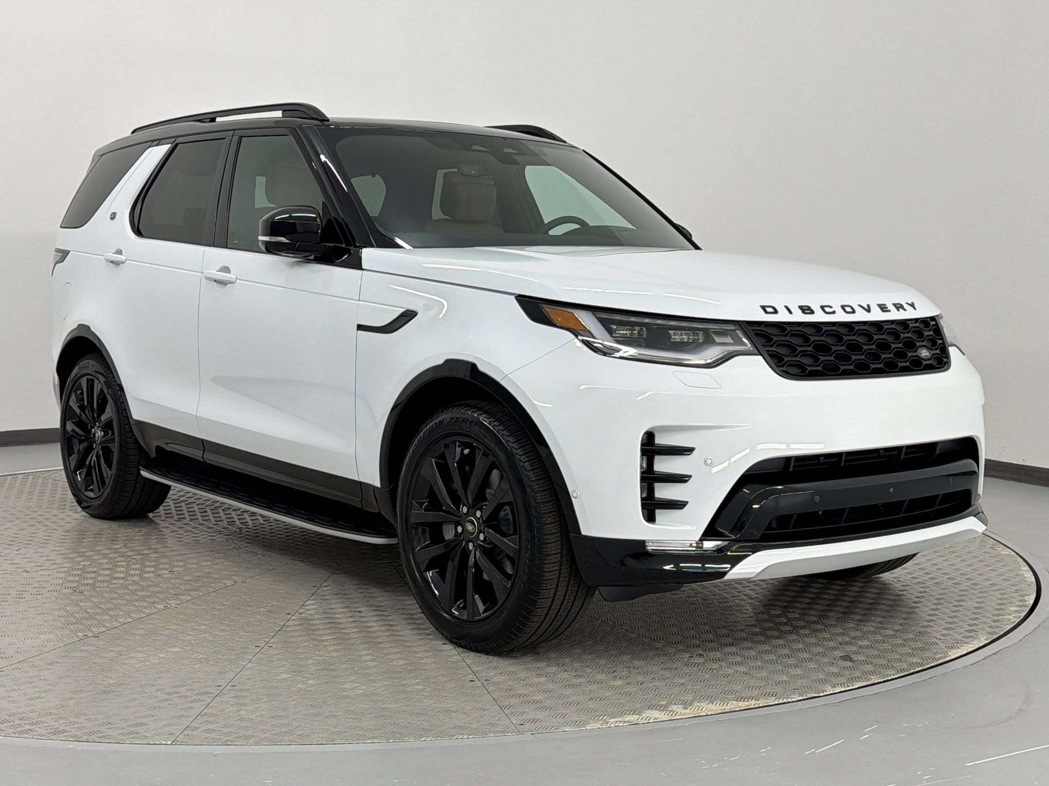 Discovery Dynamic SE SUV