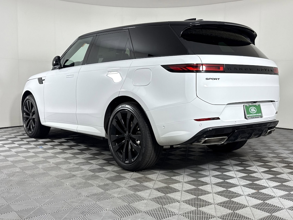 New 2026 Land Rover Range Rover Sport P460e Dynamic SE SUV