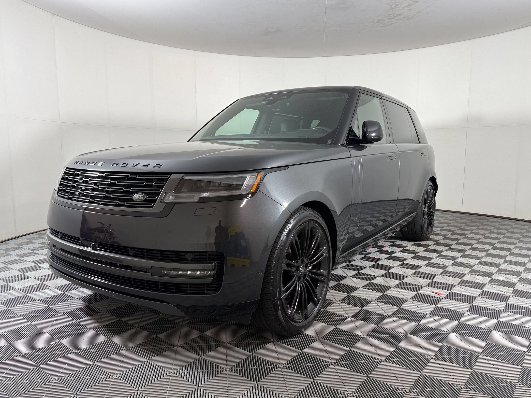 2025 Land Rover Range Rover