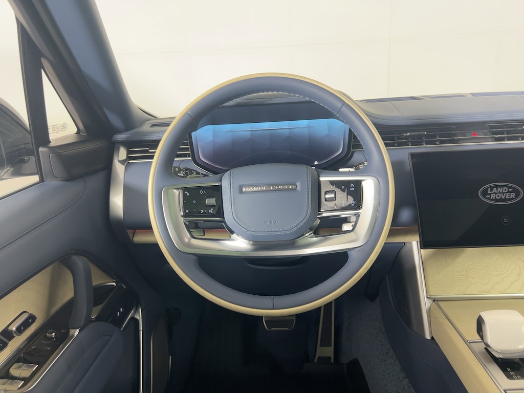 New 2025 Land Rover Range Rover P615 SV SUV