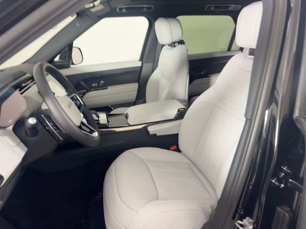 New 2025 Land Rover Range Rover Sport P360 SE SUV