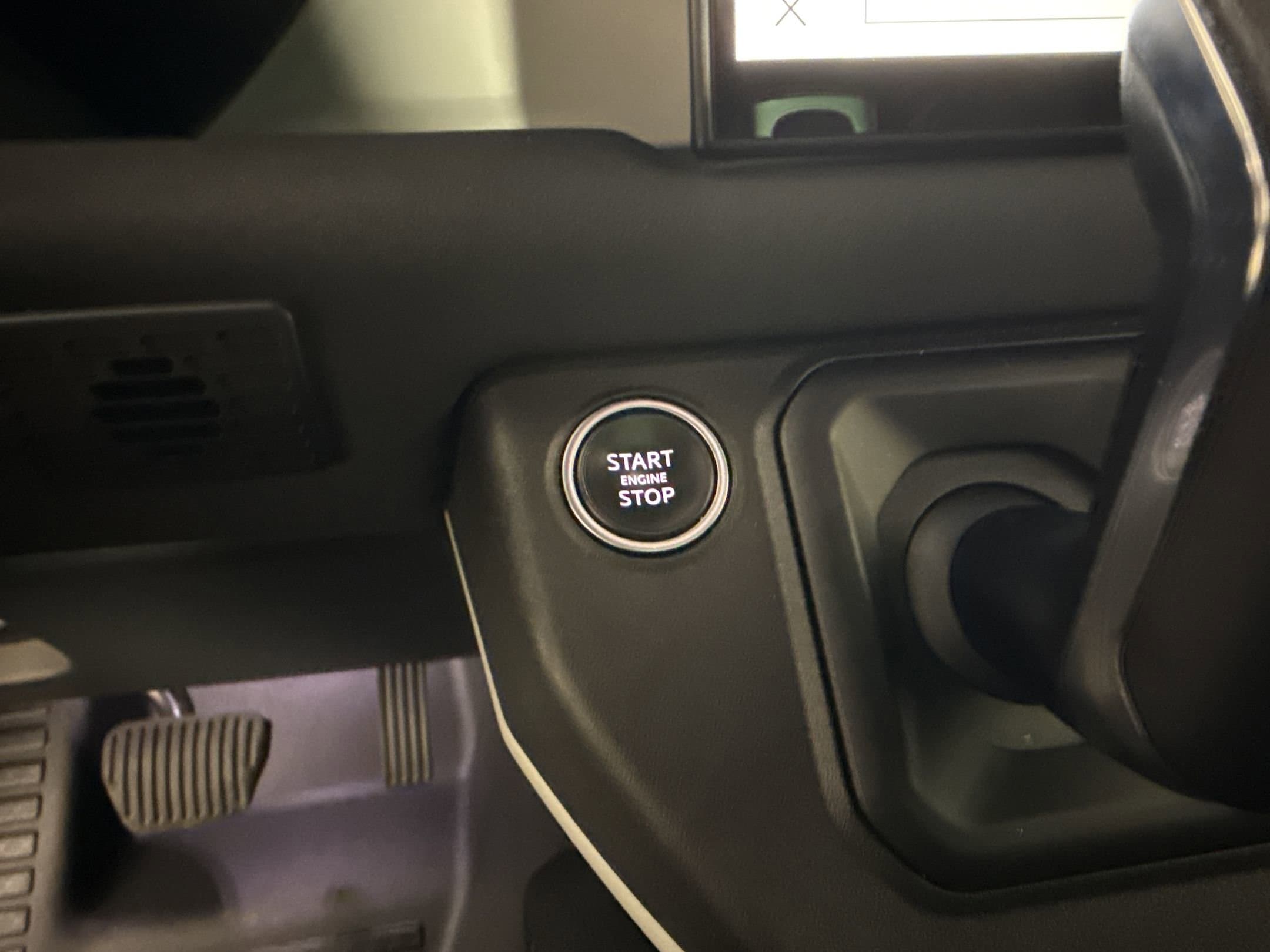 2022 Land Rover Defender X-Dynamic SE - Photo 25
