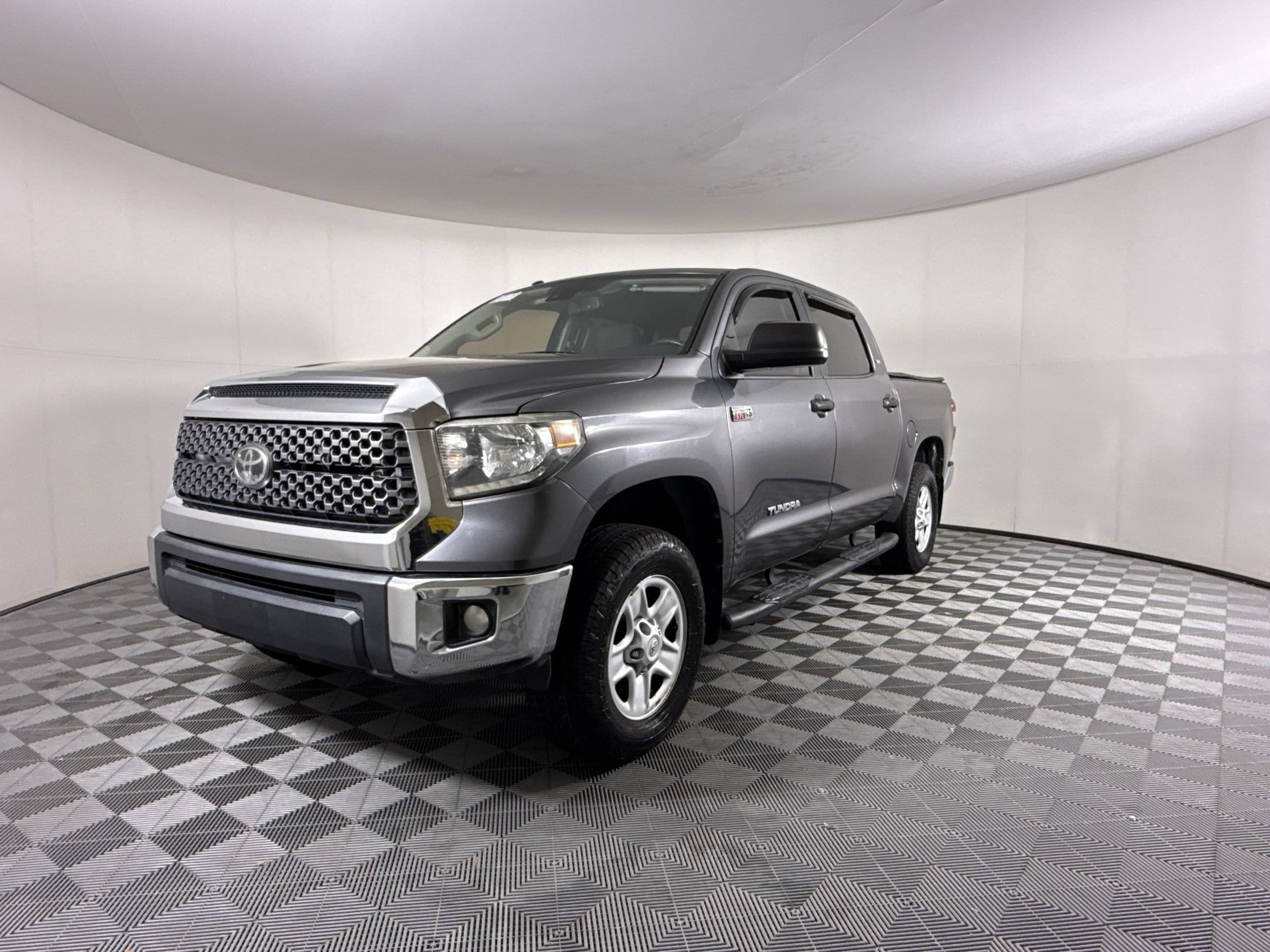 2018 Toyota Tundra 2WD SR5