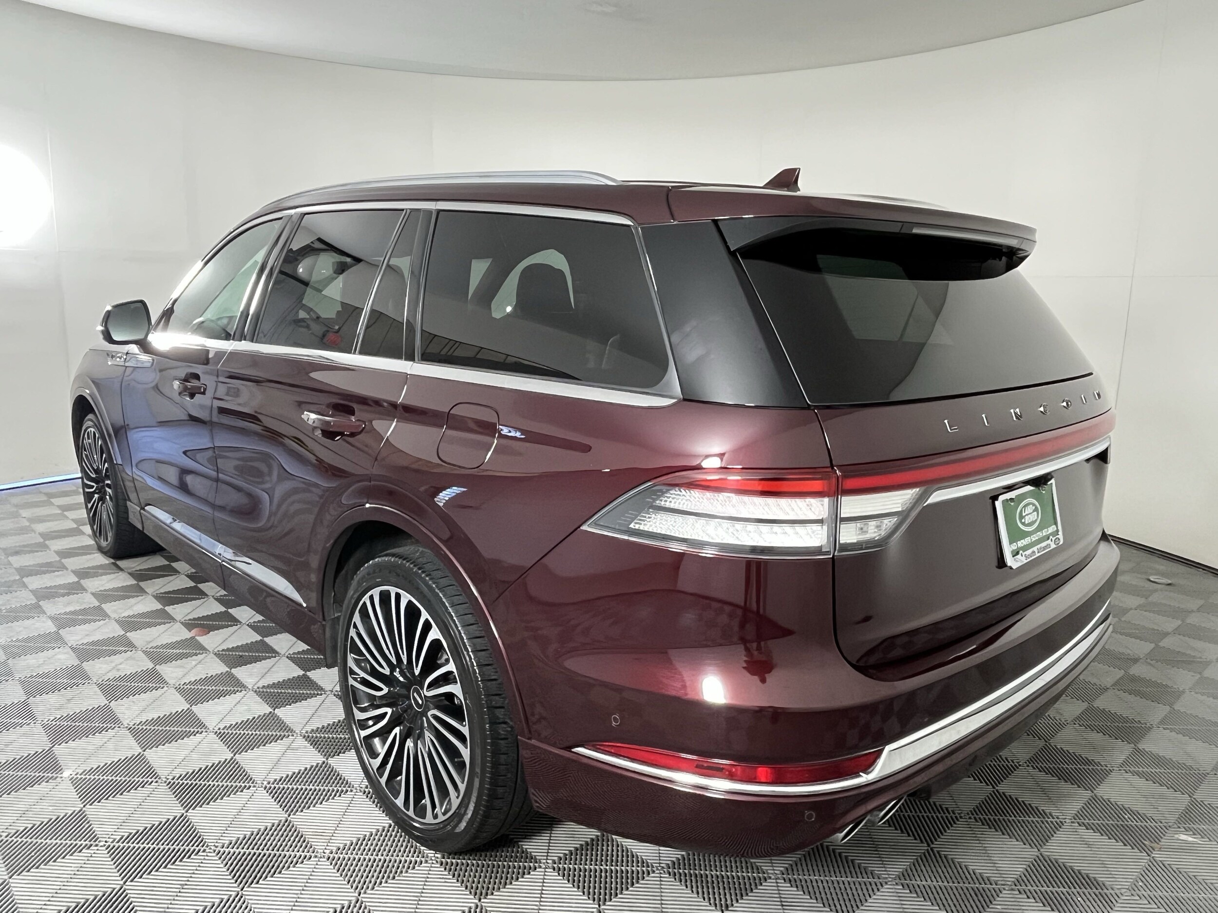 2020 Lincoln Aviator Black Label photo 4