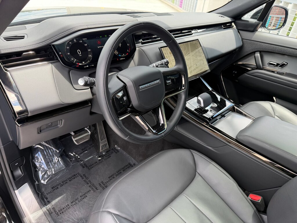 Used 2024 Land Rover Range Rover Sport Dynamic SE SUV