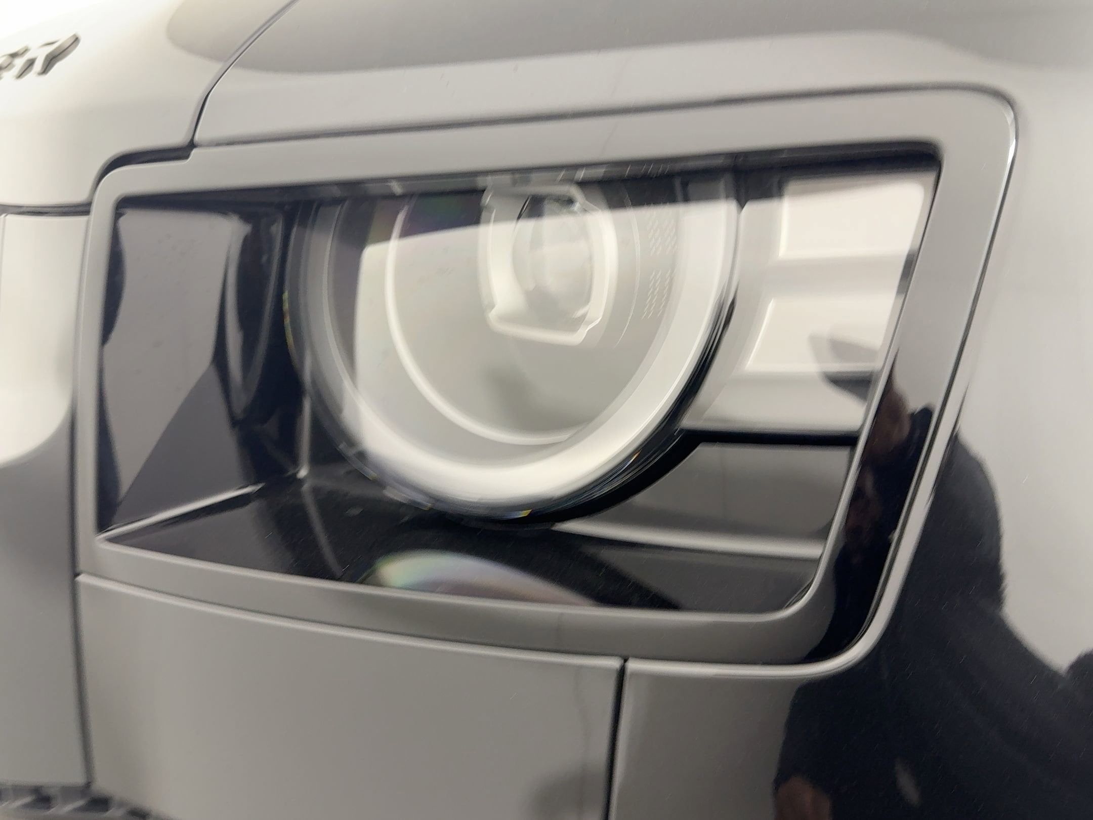 2026 Land Rover Defender S - Photo 11