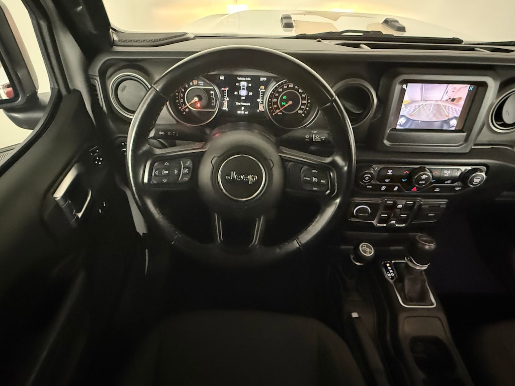 Used 2022 Jeep Gladiator Willys Truck Crew Cab