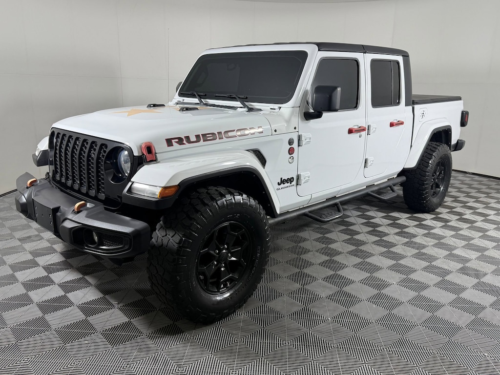 Used 2022 Jeep Gladiator Willys Truck Crew Cab