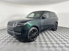 2025 Land Rover Range Rover P530 SE SUV