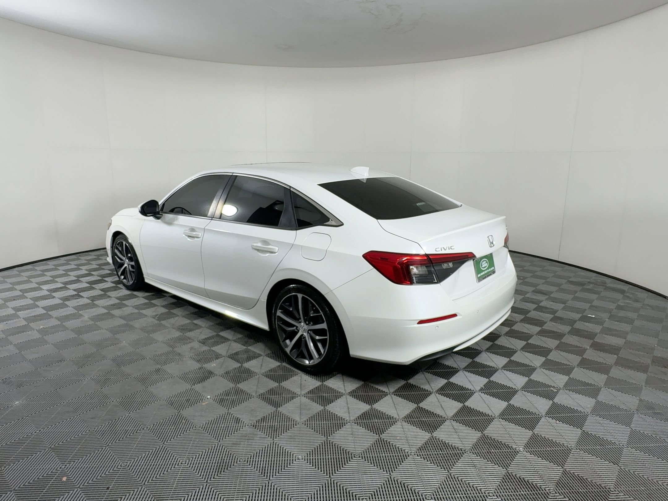 2022 Honda Civic Touring photo 3