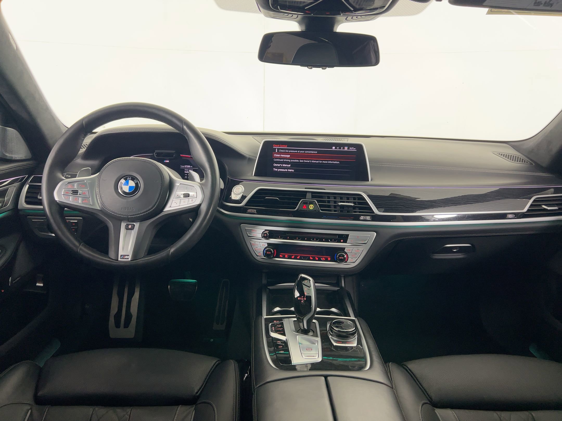 2020 Bmw 750i xDrive Sedan photo 2