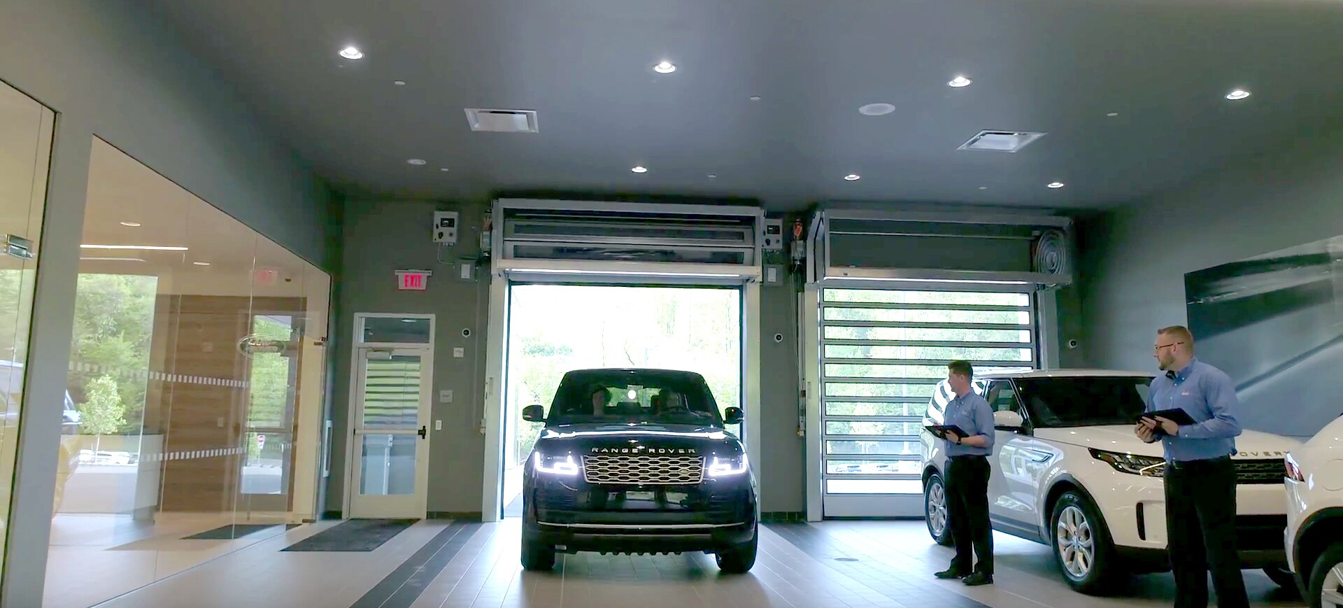 Service Center Land Rover South Hills