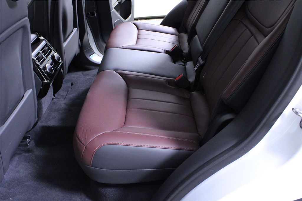 2025 Land Rover Range Rover Sport Dynamic SE - Photo 10