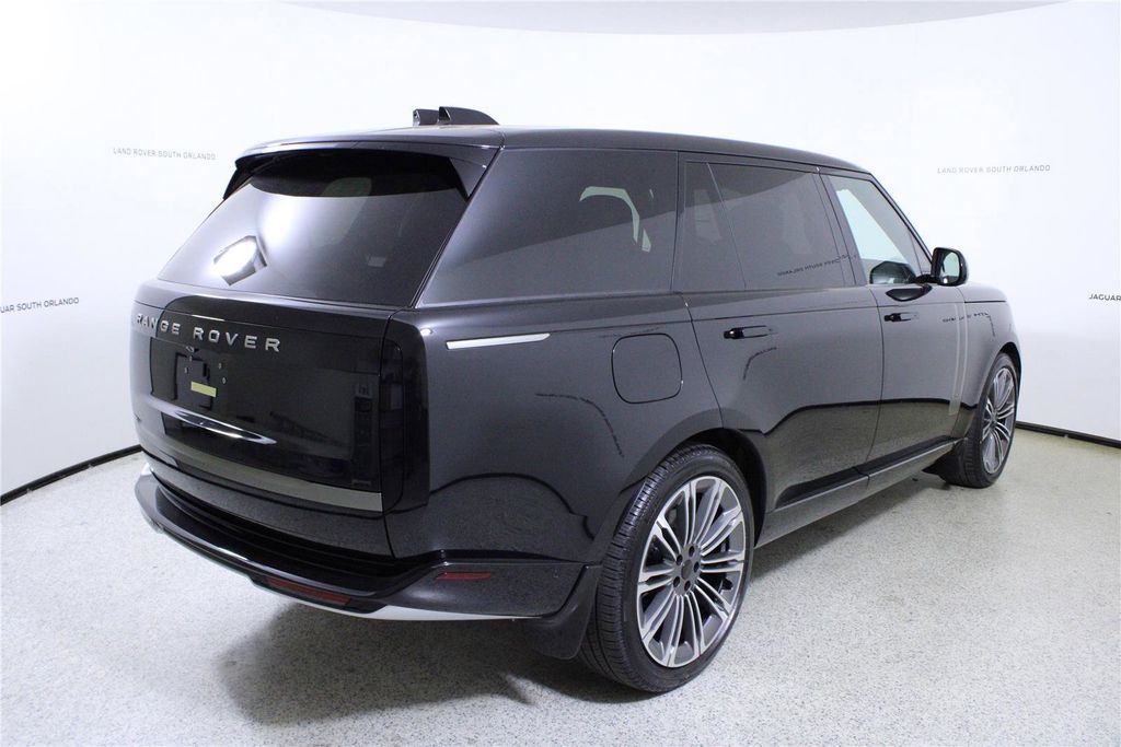 2026 Land Rover Range Rover SE - Photo 7