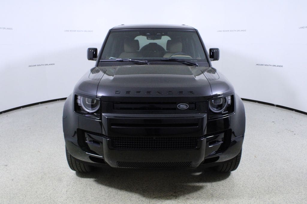 New 2026 Land Rover Defender 110 400PS X-Dynamic SE SUV