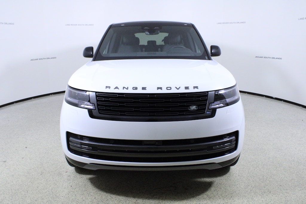 New 2026 Land Rover Range Rover SE SUV