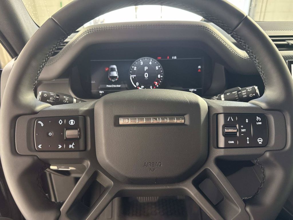2026 Land Rover Defender X-Dynamic SE - Photo 28