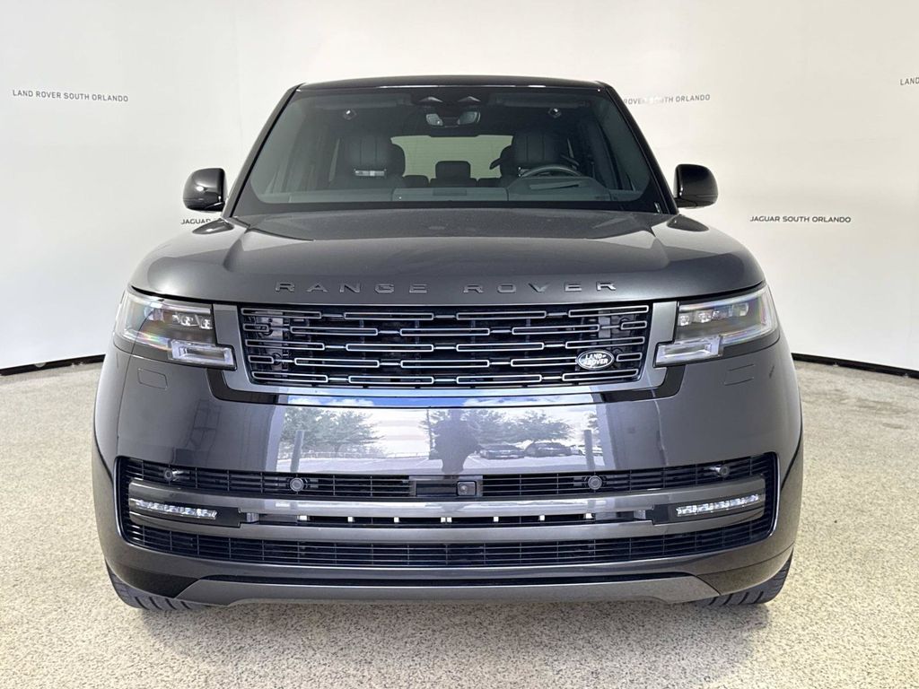 2026 Land Rover Range Rover SE - Photo 8