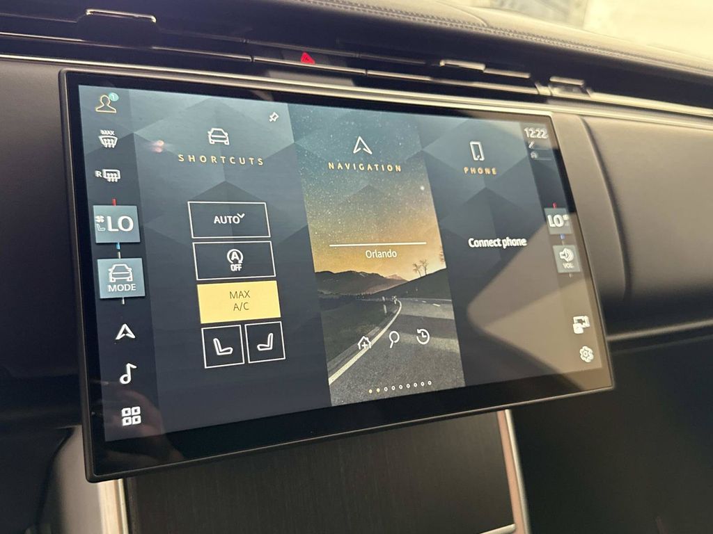 2026 Land Rover Range Rover SE - Photo 24