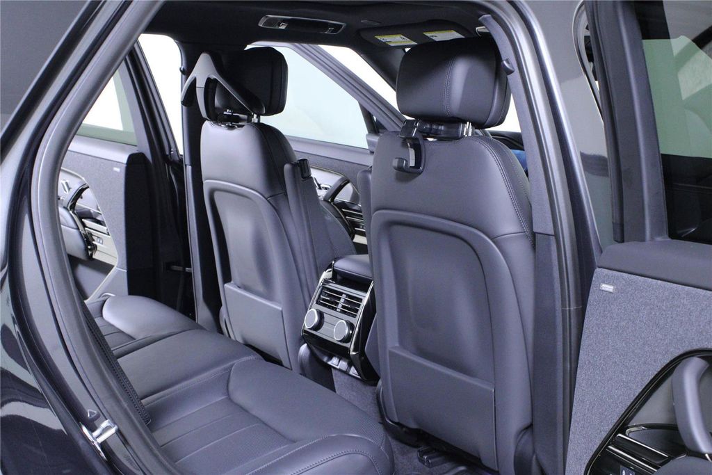 2026 Land Rover Range Rover Sport SE - Photo 11